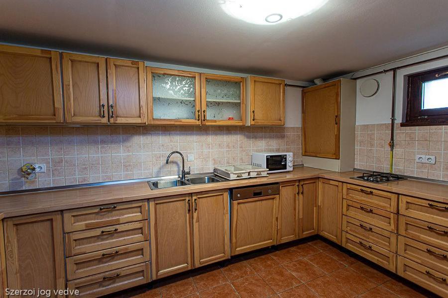 Apartament Balazs Szallo Gyula Zewnętrze zdjęcie